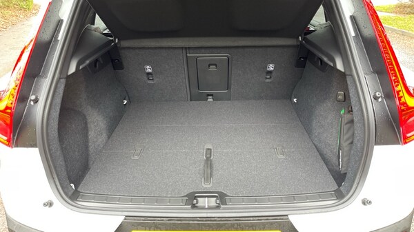 Used Volvo XC40 2024 for sale - 75796900: Photo 17