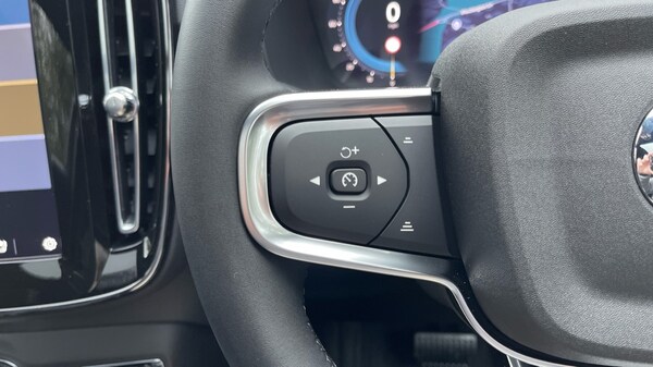 Used Volvo XC40 2024 for sale - 75796900: Photo 18