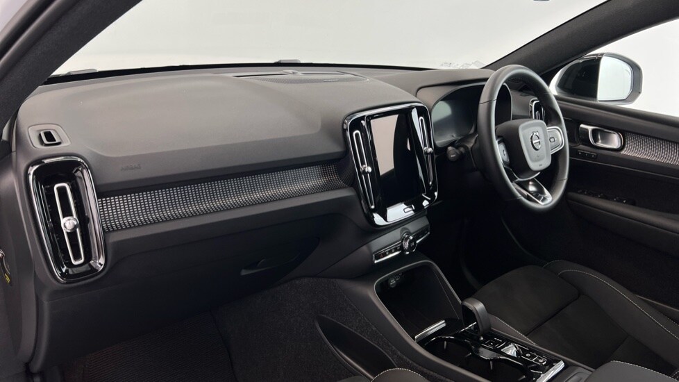 Used Volvo XC40 2024 for sale - 75796900: Photo 36