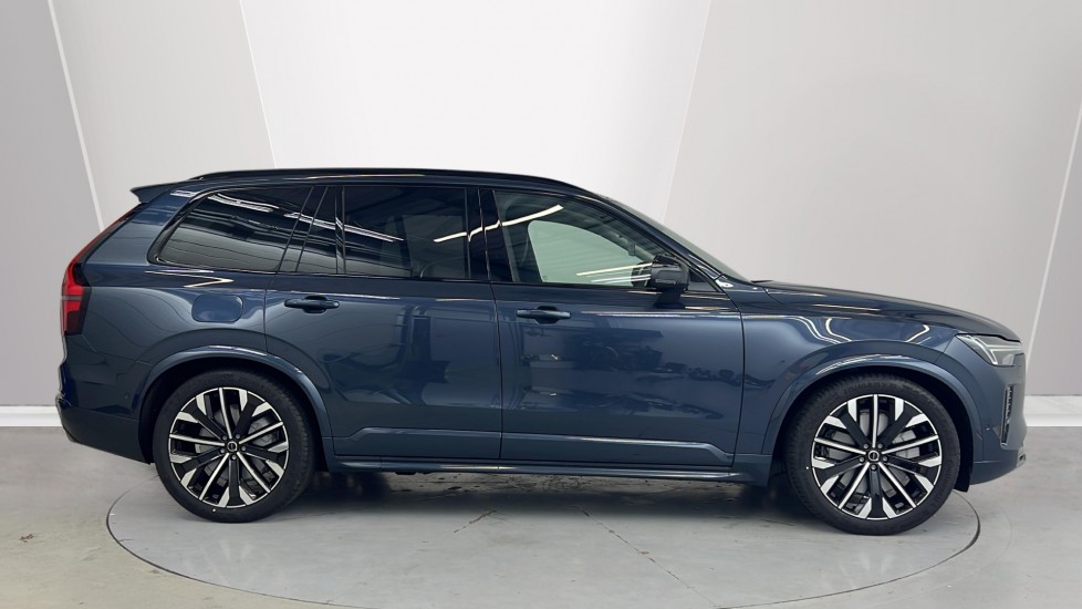 Used Volvo XC90 2025 for sale - 77060640: Photo 3