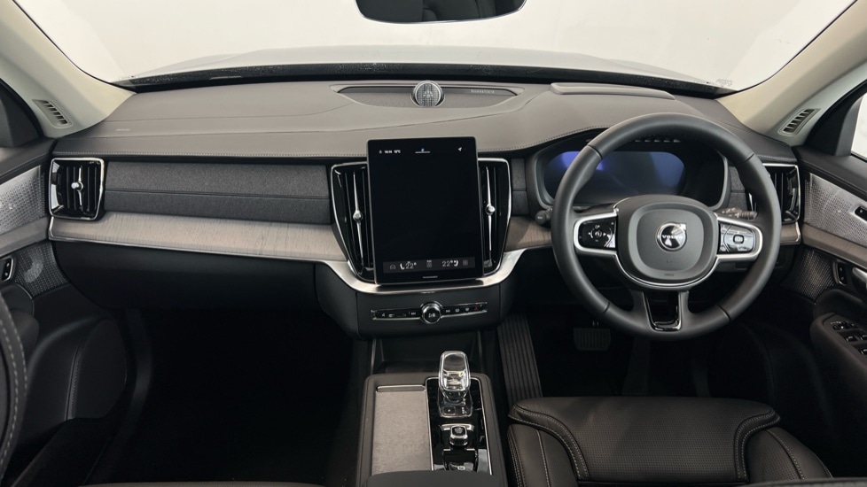 Used Volvo XC90 2025 for sale - 77060640: Photo 5