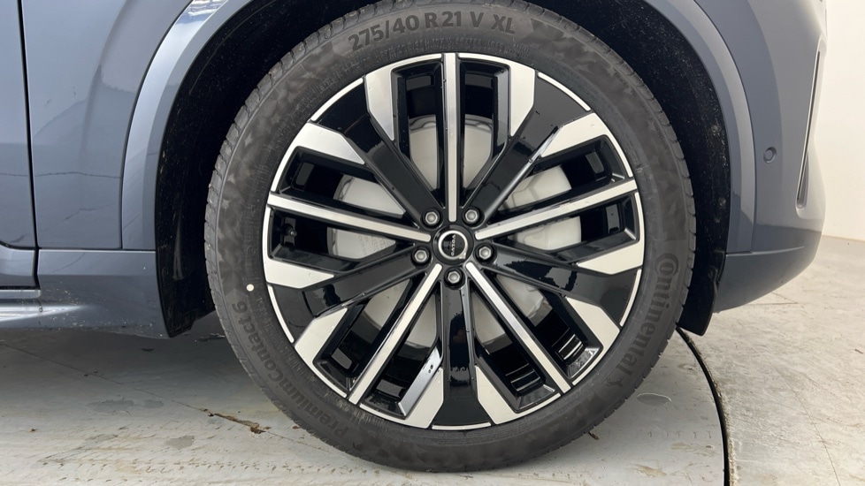 Used Volvo XC90 2025 for sale - 77060640: Photo 9