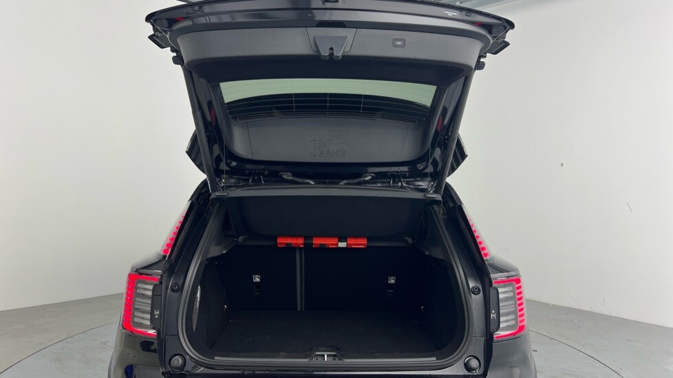 Used Volvo EX30 2025 for sale - 76556937: Photo 13