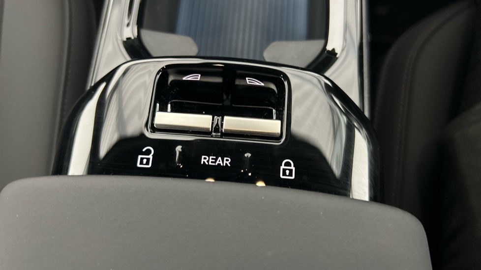 Used Volvo EX30 2025 for sale - 76556937: Photo 24