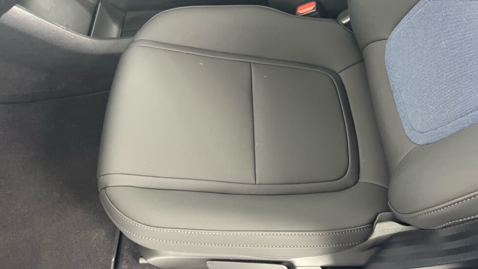 Used Volvo EX30 2025 for sale - 76556937: Photo 39