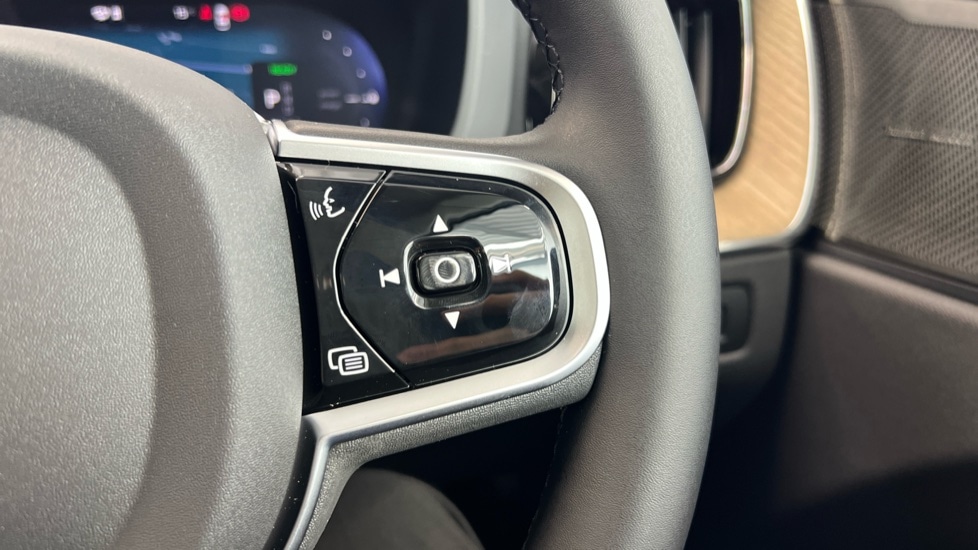 Used Volvo XC60 2026 for sale - 78008983: Photo 22