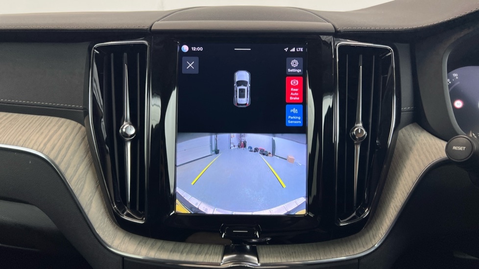 Used Volvo XC60 2021 for sale - 78215893: Photo 19