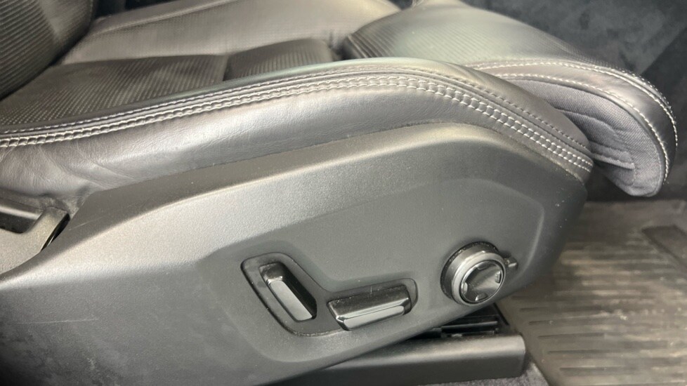 Used Volvo XC60 2021 for sale - 78215893: Photo 30