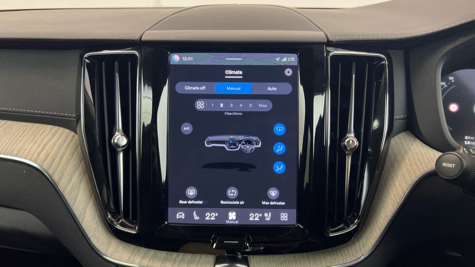 Used Volvo XC60 2021 for sale - 78215893: Photo 70