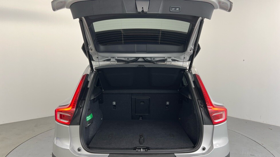 Used Volvo XC40 2025 for sale - 76023182: Photo 13