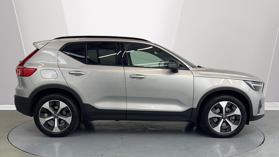 Used Volvo XC40 2025 for sale - 76023182: Photo 3