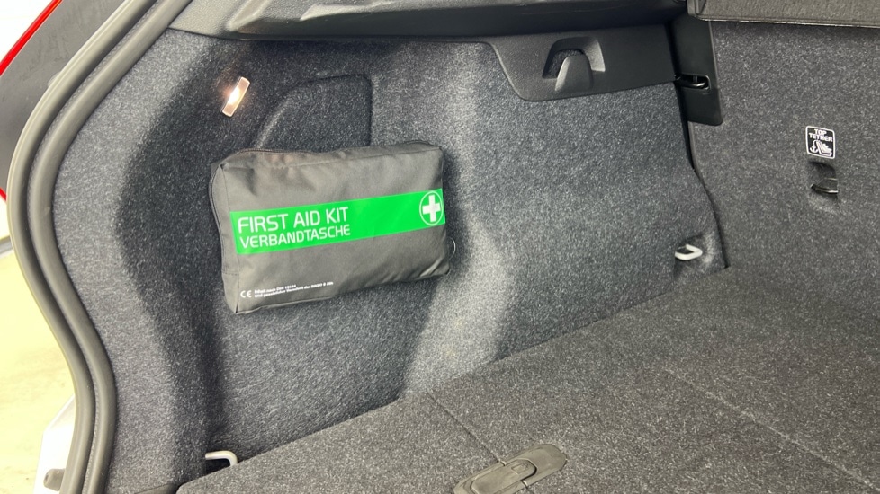 Used Volvo XC40 2025 for sale - 76023182: Photo 40