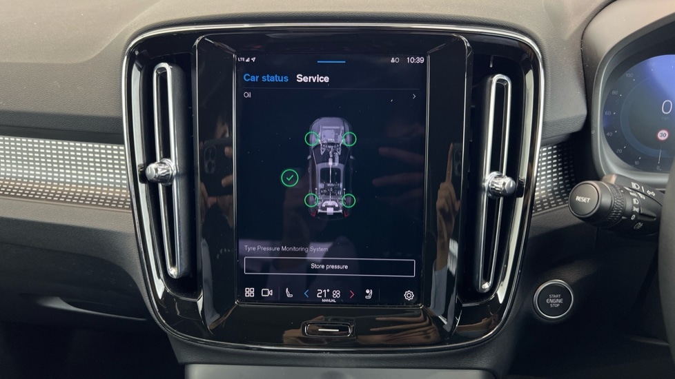 Used Volvo XC40 2025 for sale - 77133839: Photo 14