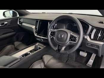 Used Volvo V60 2022 for sale - 74904810: Photo