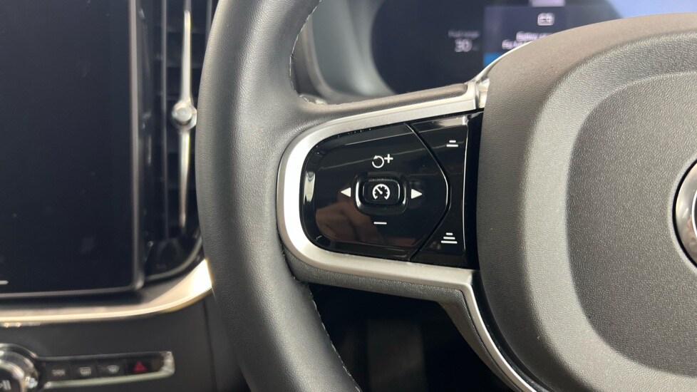 Used Volvo XC90 2025 for sale - 77281134: Photo 21