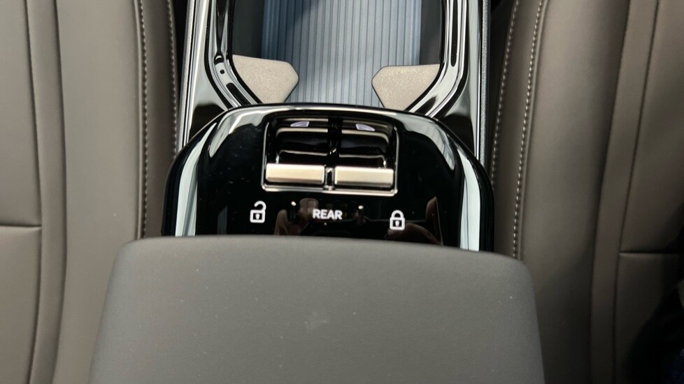 Used Volvo EX30 2025 for sale - 76018196: Photo 24