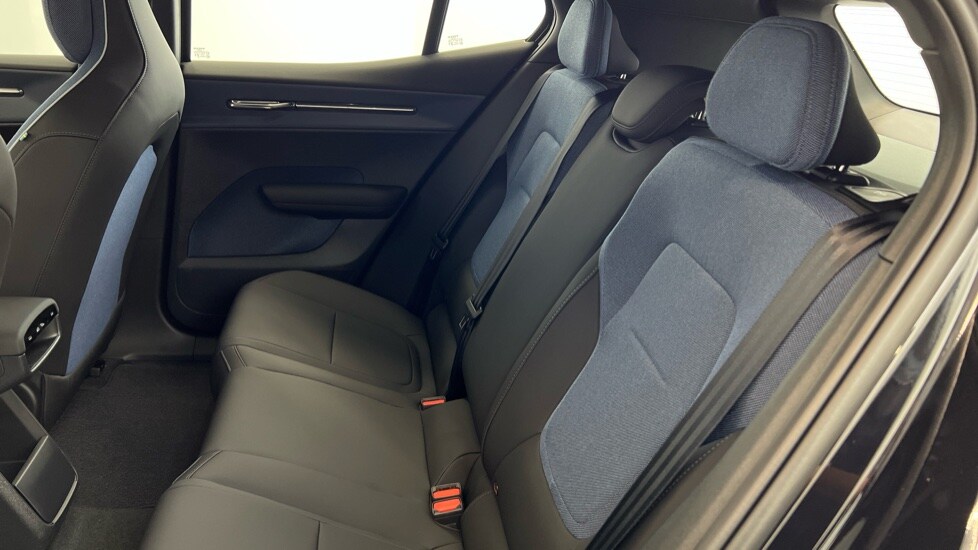 Used Volvo EX30 2025 for sale - 76018196: Photo 33