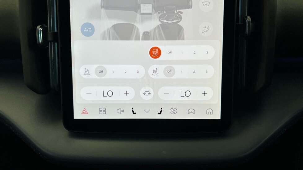 Used Volvo EX30 2025 for sale - 76018196: Photo 45