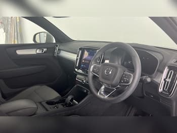 Used Volvo XC40 2023 for sale - 79741995: Photo