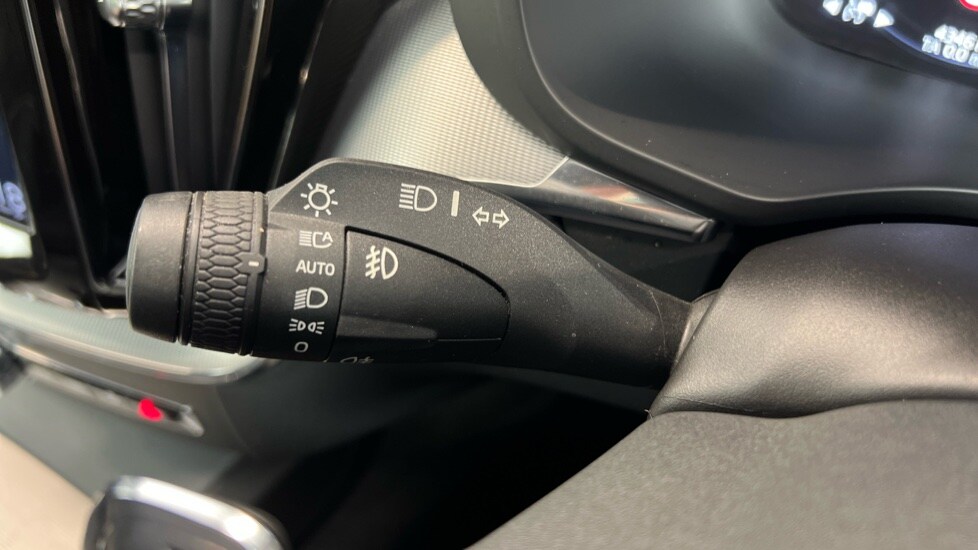 Used Volvo XC60 2021 for sale - 76079150: Photo 20