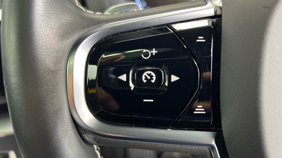 Used Volvo XC60 2021 for sale - 76079150: Photo 21