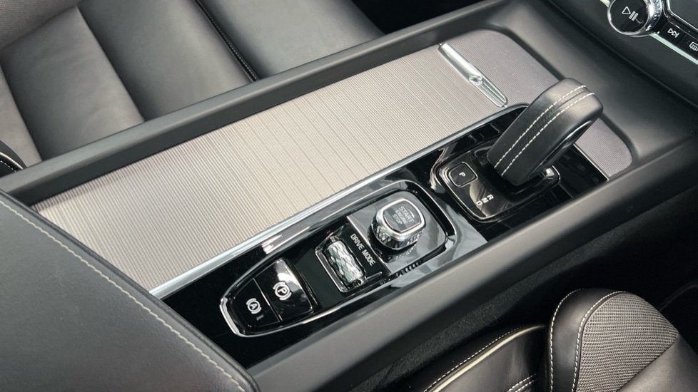 Used Volvo XC60 2021 for sale - 76079150: Photo 25