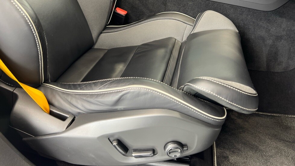 Used Volvo XC60 2021 for sale - 76079150: Photo 30