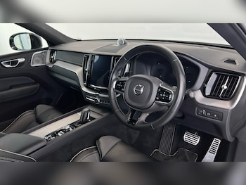 Used Volvo XC60 2021 for sale - 76079150: Photo