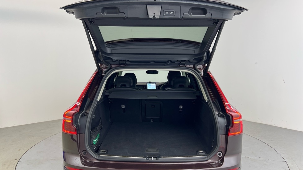 Used Volvo XC60 2025 for sale - 77261490: Photo 13