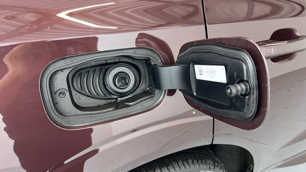 Used Volvo XC60 2025 for sale - 77261490: Photo 16