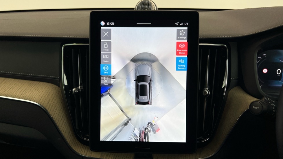 Used Volvo XC60 2025 for sale - 77261490: Photo 19