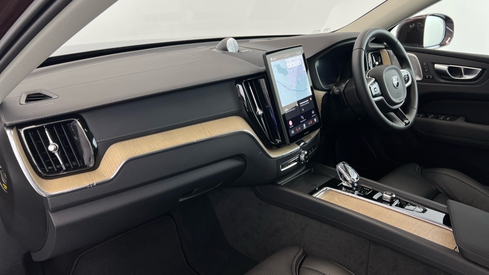 Used Volvo XC60 2025 for sale - 77261490: Photo 36