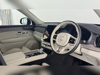 Used Volvo XC90 2025 for sale - 79044849: Photo