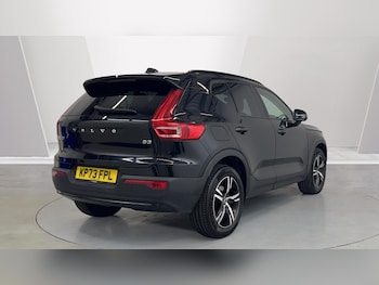 Used Volvo XC40 2023 for sale - 75541212: Photo