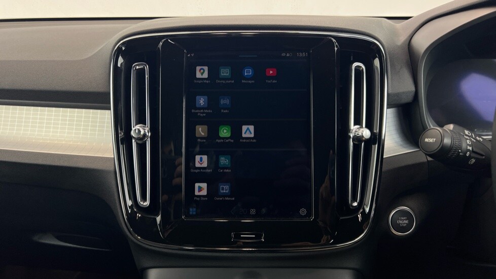 Used Volvo XC40 2023 for sale - 77480231: Photo 12