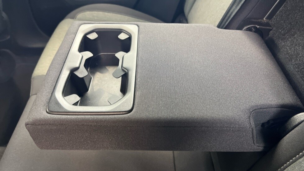 Used Volvo XC40 2023 for sale - 77480231: Photo 34