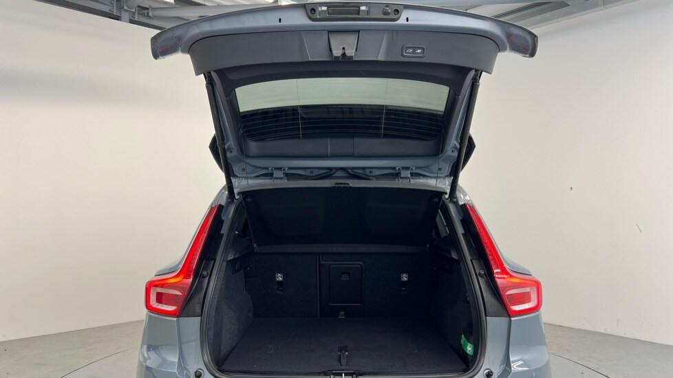 Used Volvo XC40 2022 for sale - 77442652: Photo 13