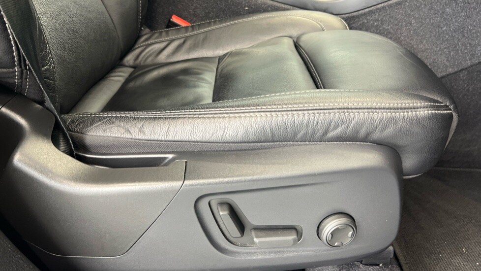 Used Volvo XC40 2022 for sale - 77442652: Photo 30