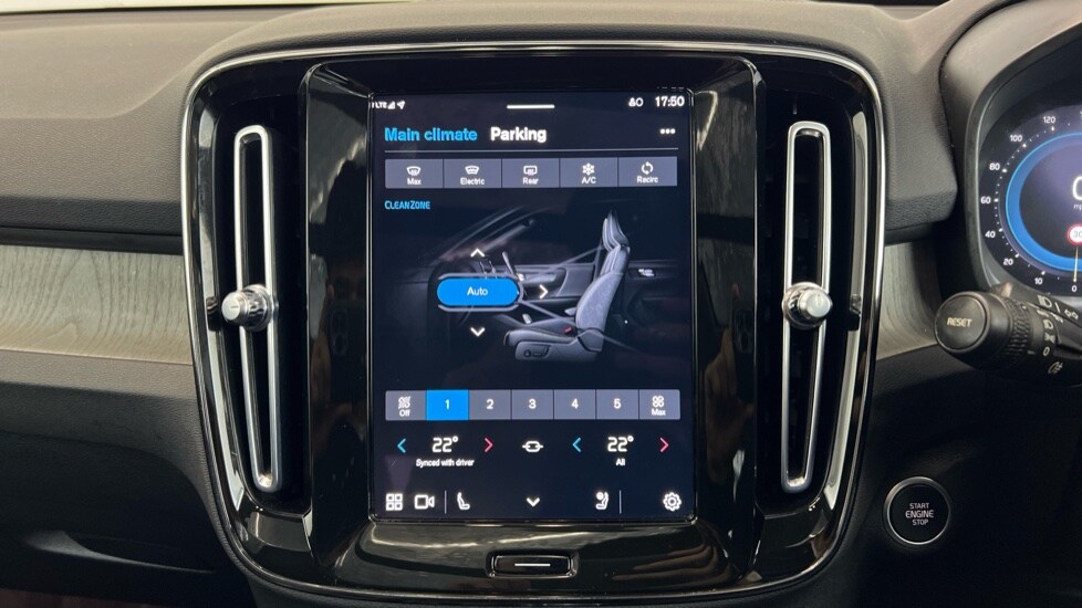 Used Volvo XC40 2022 for sale - 77442652: Photo 49