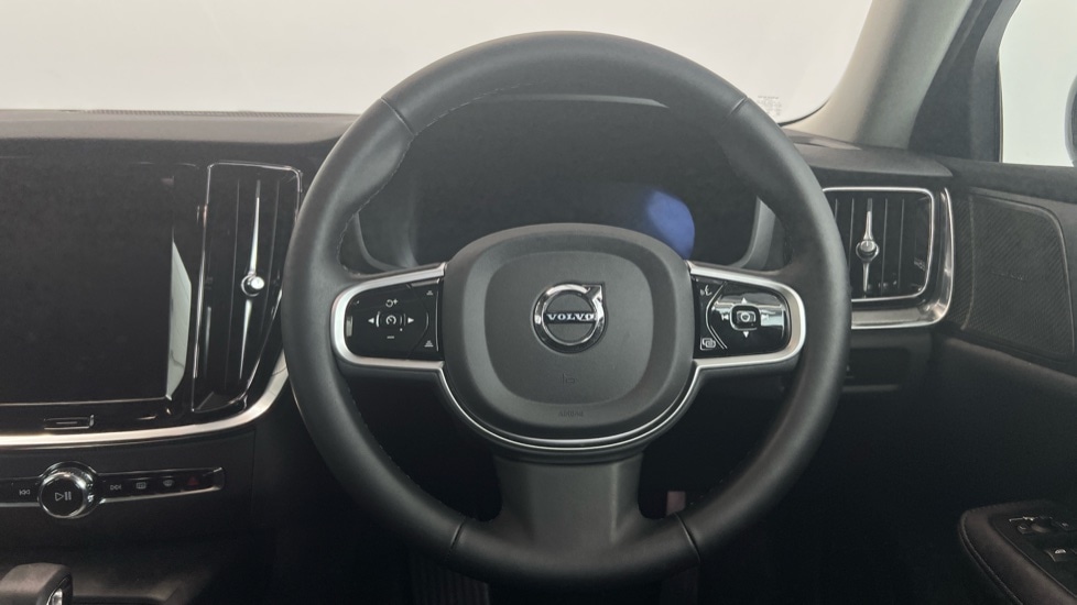 Used Volvo V60 2025 for sale - 78140505: Photo 10