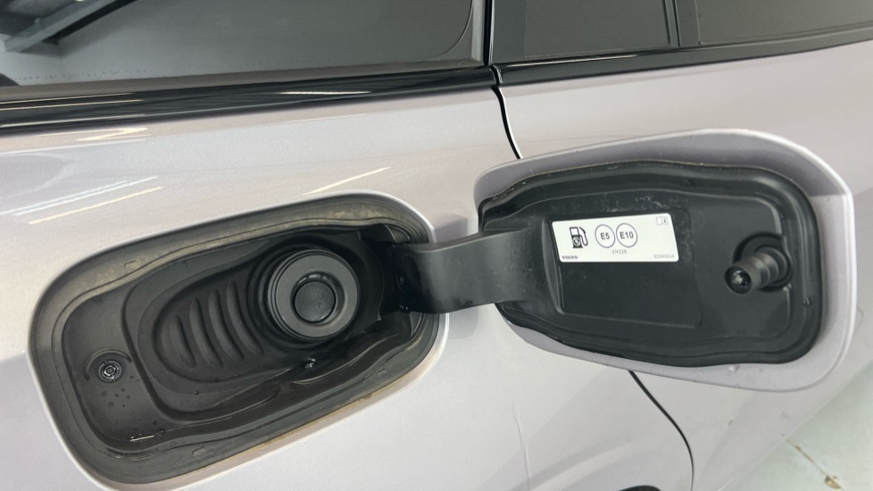 Used Volvo V60 2025 for sale - 78140505: Photo 16