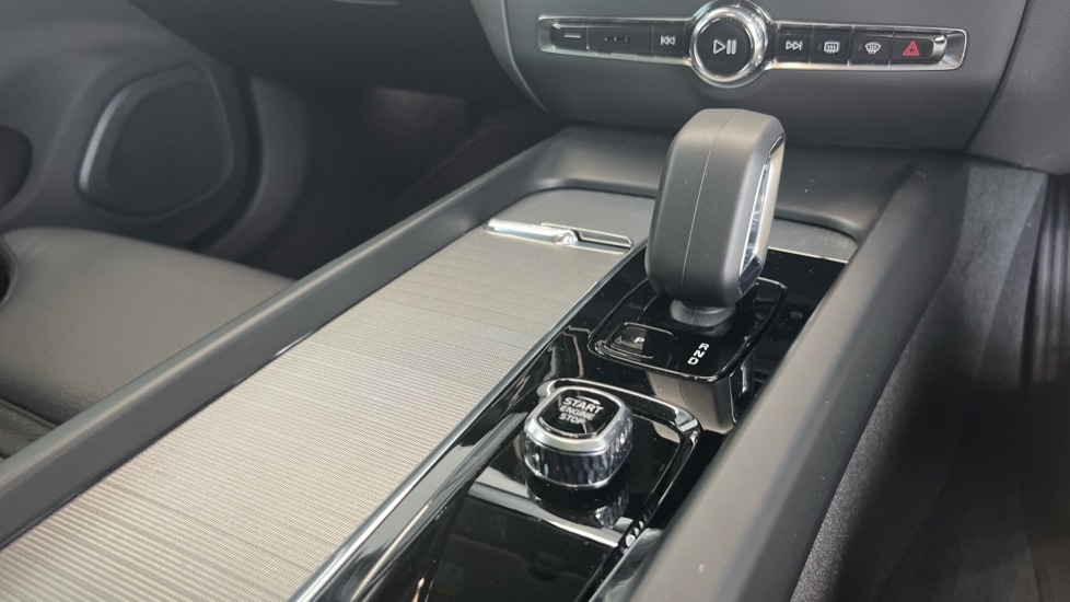 Used Volvo V60 2025 for sale - 78140505: Photo 25