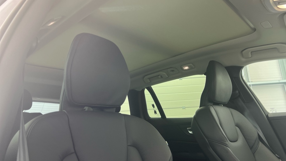 Used Volvo V60 2025 for sale - 78140505: Photo 31