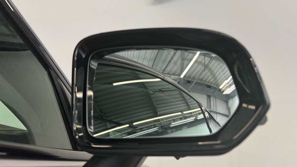 Used Volvo V60 2025 for sale - 78140505: Photo 32