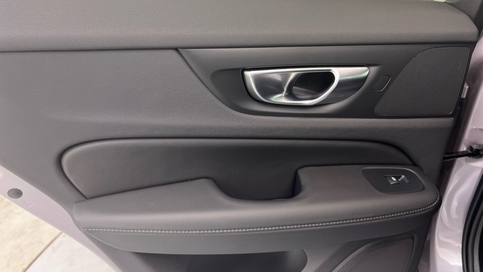 Used Volvo V60 2025 for sale - 78140505: Photo 48