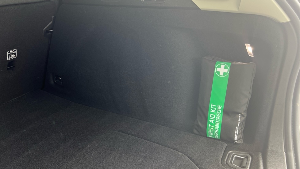 Used Volvo V60 2025 for sale - 78140505: Photo 54