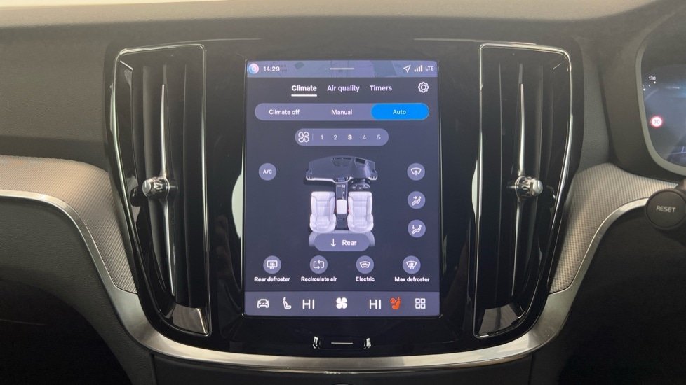 Used Volvo V60 2025 for sale - 78140505: Photo 65