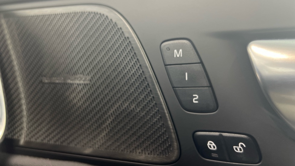 Used Volvo V60 2025 for sale - 78140505: Photo 72