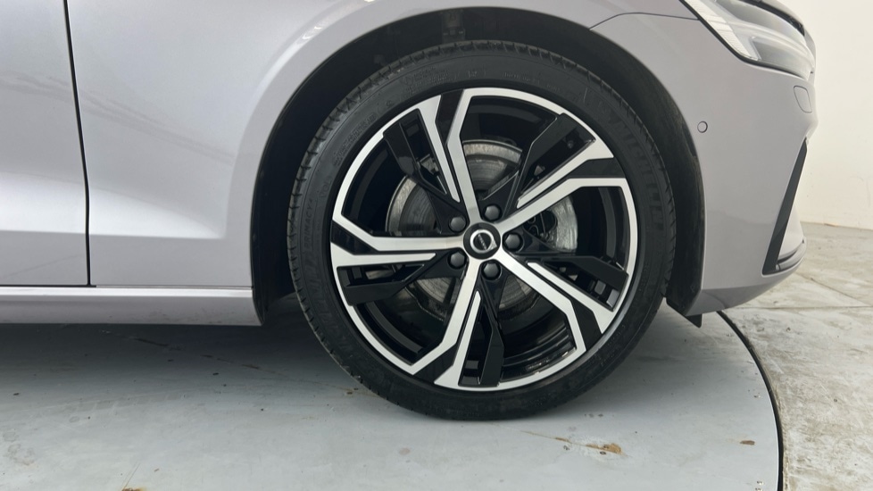 Used Volvo V60 2025 for sale - 78140505: Photo 9