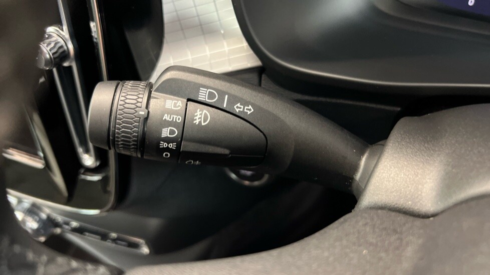 Used Volvo XC40 2022 for sale - 76328385: Photo 20